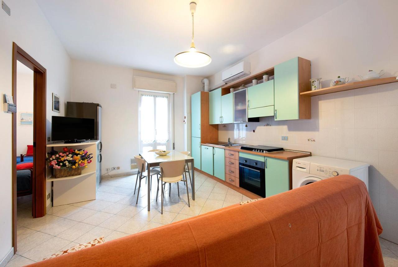Apartament Trilocale Mazzini Con 2 Balconi Varazze Zewnętrze zdjęcie